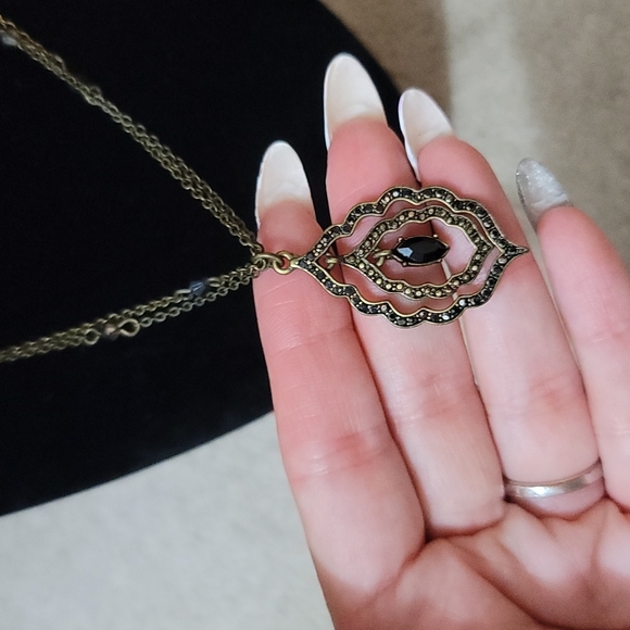 Avon Necklace and Earrings - Picture 4 of 7